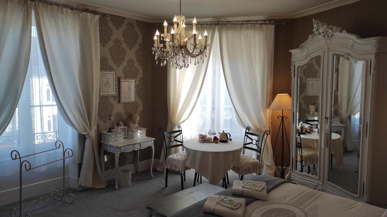 La Clef Dort Bed and Breakfast Beauchamps  Exteriör bild