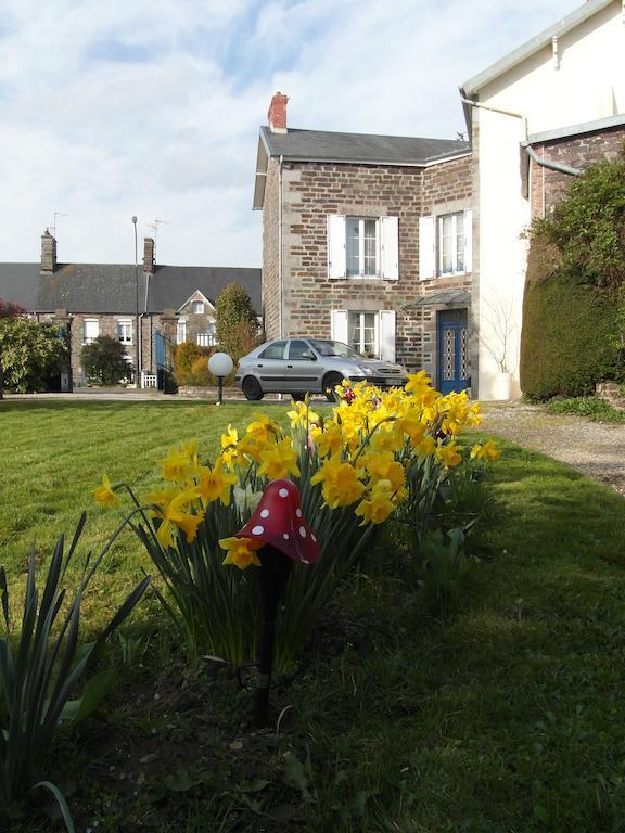 La Clef Dort Bed and Breakfast Beauchamps  Exteriör bild
