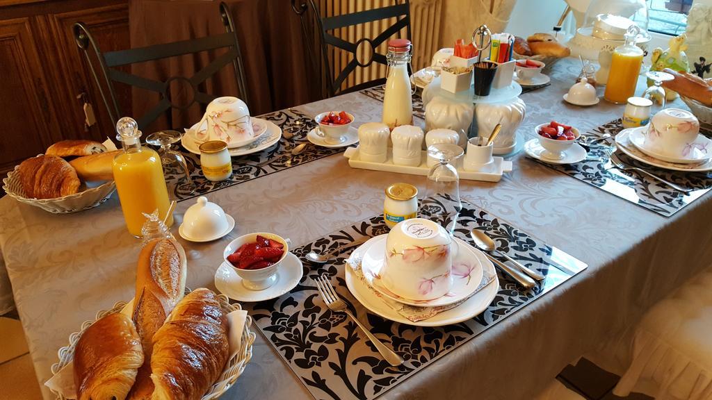La Clef Dort Bed and Breakfast Beauchamps  Exteriör bild